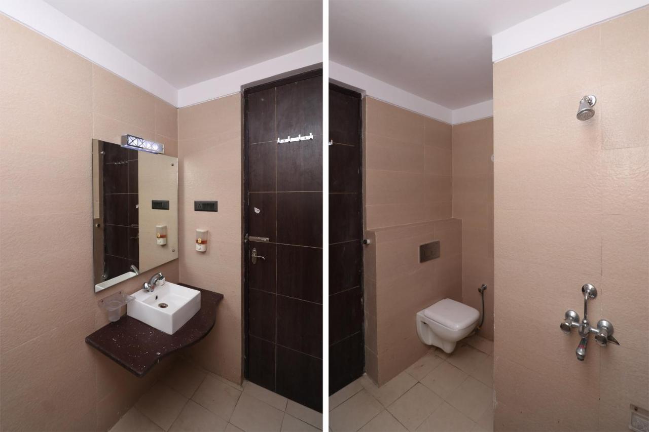 Oyo 33387 Laxmi Lawn And Resort Suite Lucknow Exteriör bild